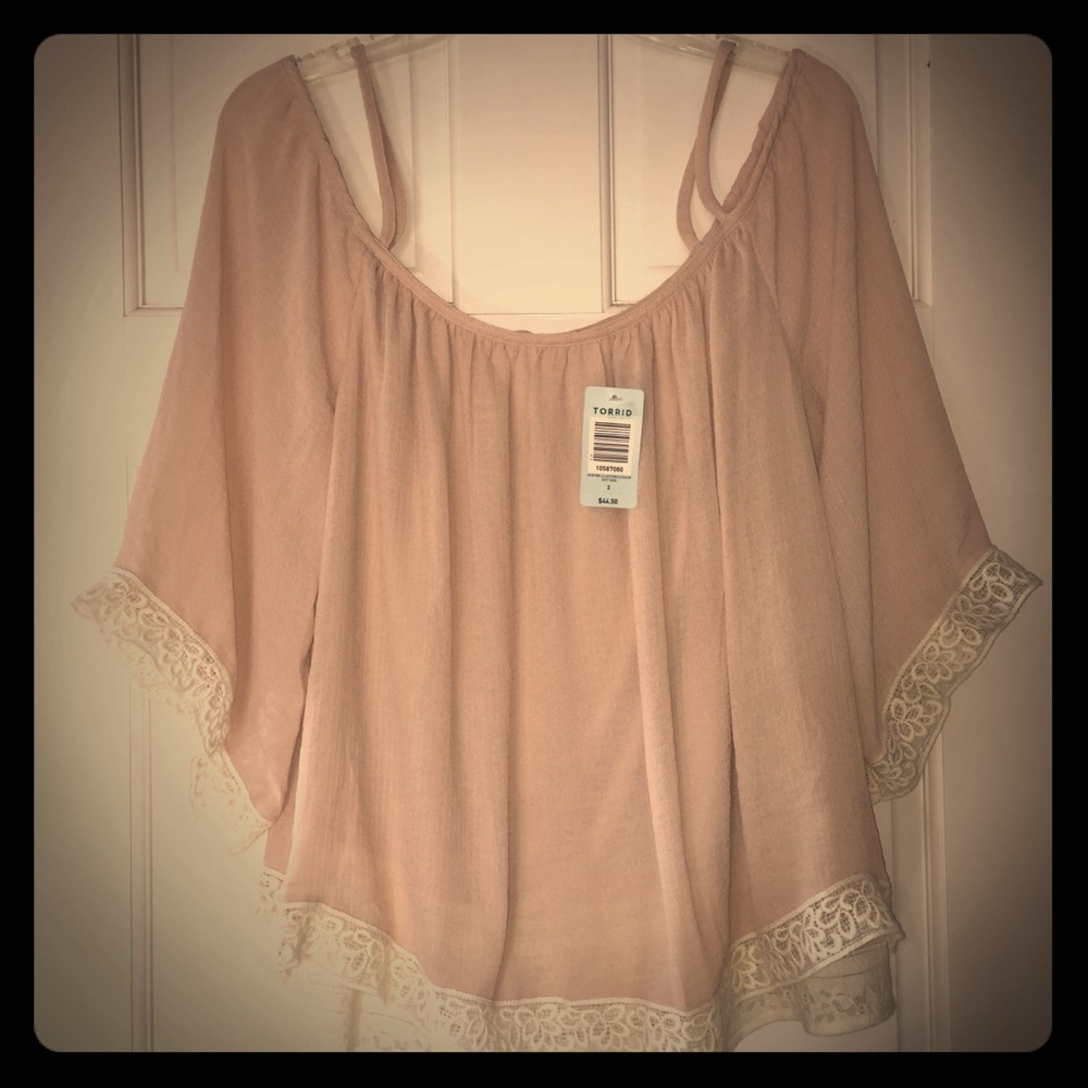 Cold shoulder top